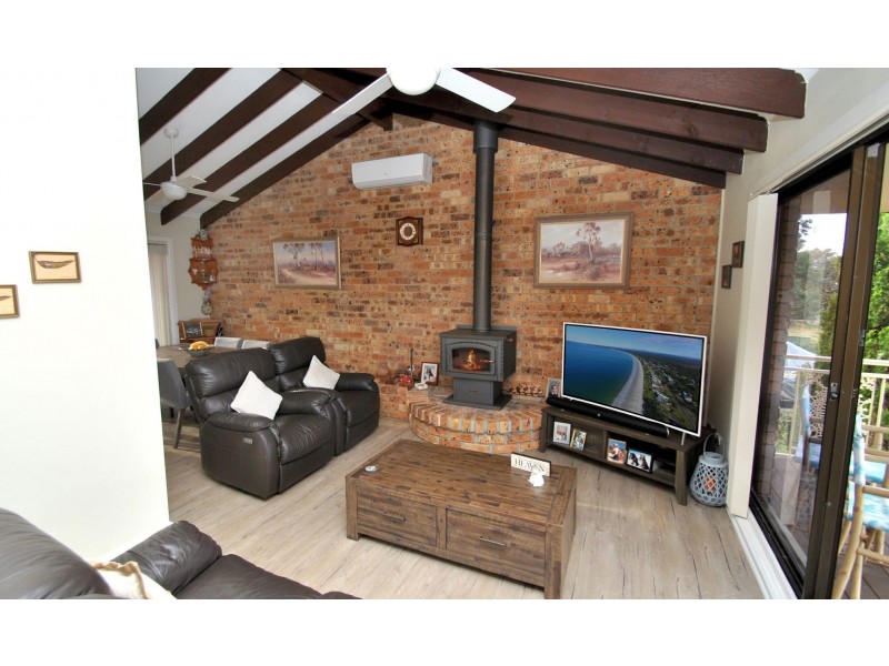 24 Quay Road, Callala Beach NSW 2540