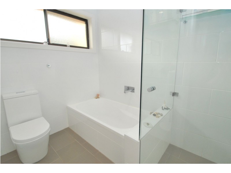 24 Quay Road, Callala Beach NSW 2540