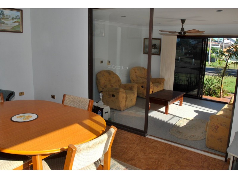 14 Orient Avenue, Orient Point NSW 2540