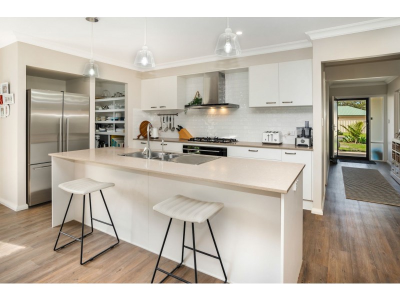 25 Hunter Street, Callala Bay NSW 2540