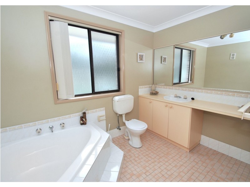 86 Watts Road, Callala Beach NSW 2540