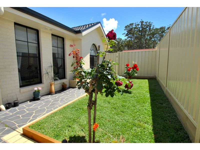 18 Stott Crescent, Callala Bay NSW 2540