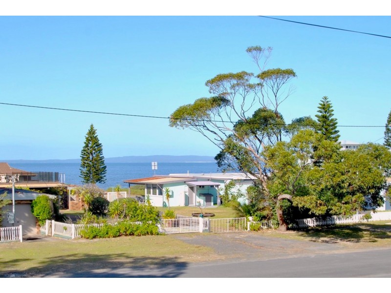 44 Quay Road, Callala Beach NSW 2540