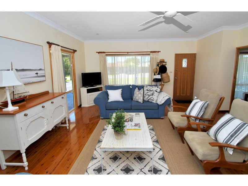 17 Allerton Avenue, Culburra Beach NSW 2540