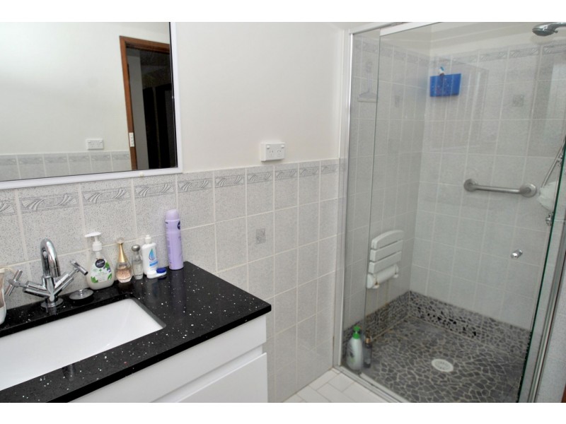 2/104 The Lake Circuit, Culburra Beach NSW 2540