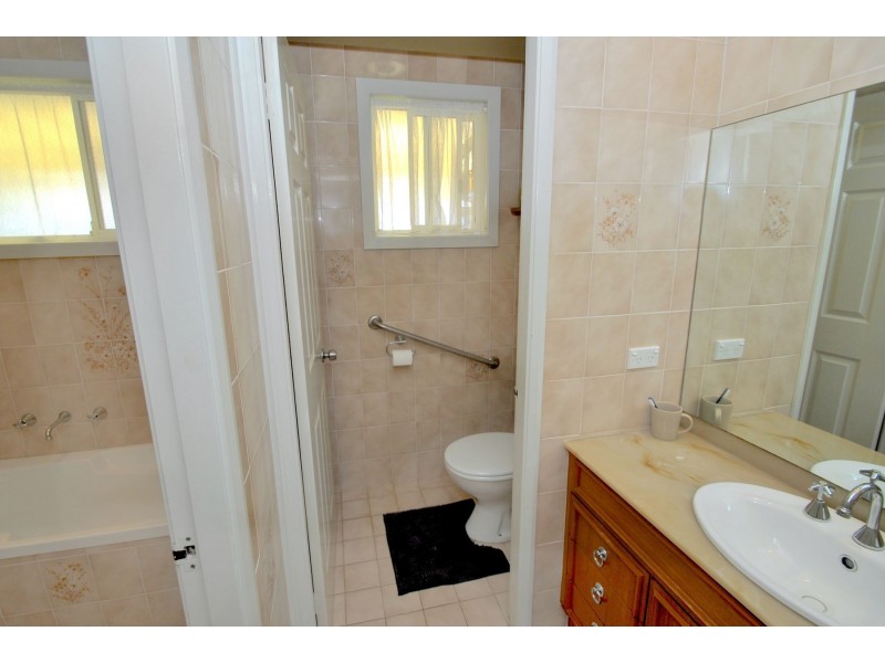 73 Addison Road, Culburra Beach NSW 2540