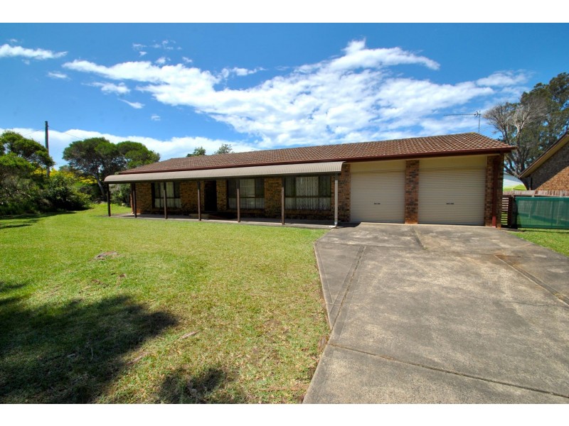 14 Prince Edward Avenue, Culburra Beach NSW 2540