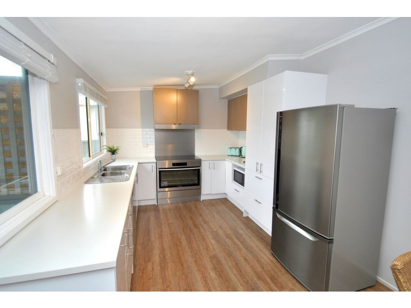 25 The Lake Circuit, Culburra Beach NSW 2540