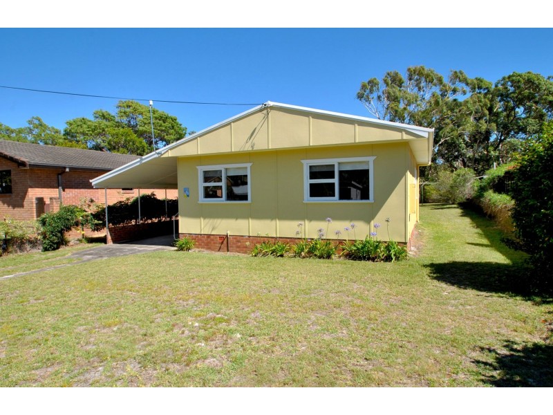 90 Queen Mary Street, Callala Beach NSW 2540