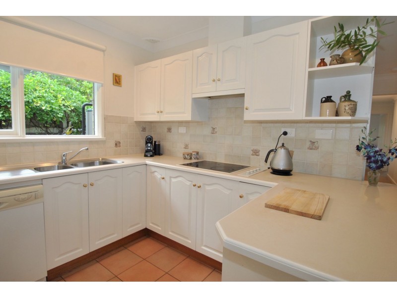 98 Watts Road, Callala Beach NSW 2540