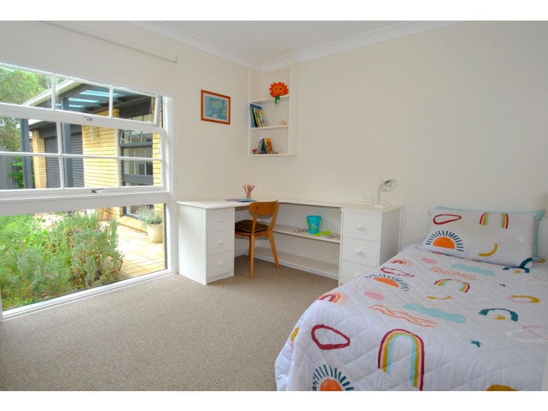 98 Watts Road, Callala Beach NSW 2540