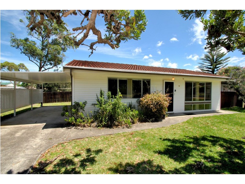 19 Parkes Crescent, Callala Beach NSW 2540