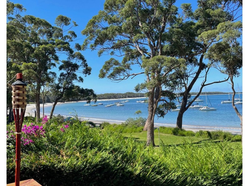 38 Boorawine Terrace, Callala Bay NSW 2540