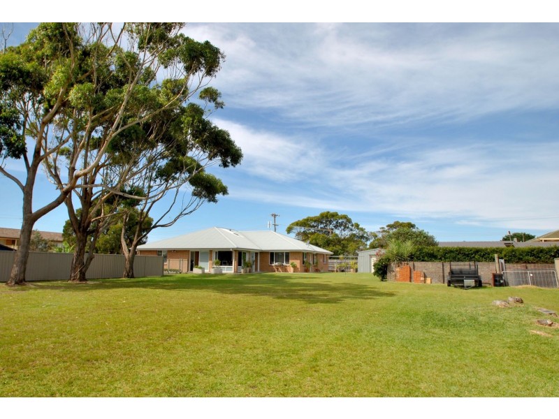 27A Broadview Avenue, Culburra Beach NSW 2540
