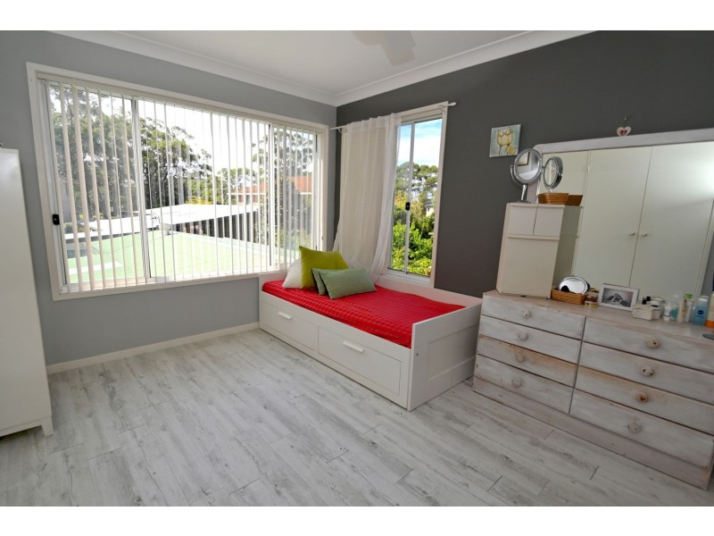 12 Mitchell Road, Callala Bay NSW 2540