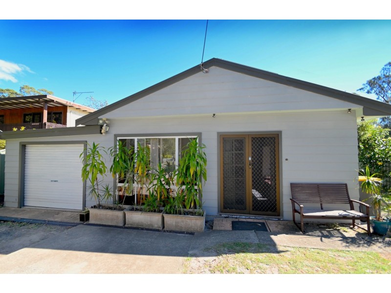 233 Macleans Point Road, Sanctuary Point NSW 2540