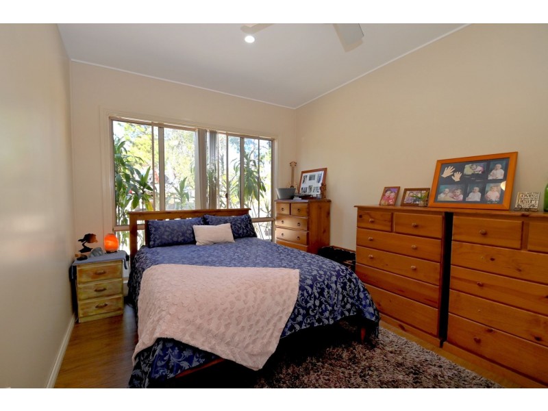 233 Macleans Point Road, Sanctuary Point NSW 2540