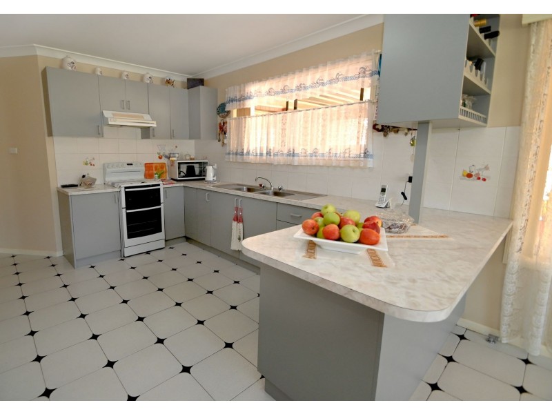 22 Tidy Close, Callala Bay NSW 2540