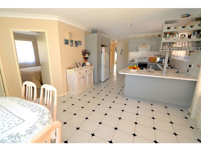 22 Tidy Close, Callala Bay NSW 2540