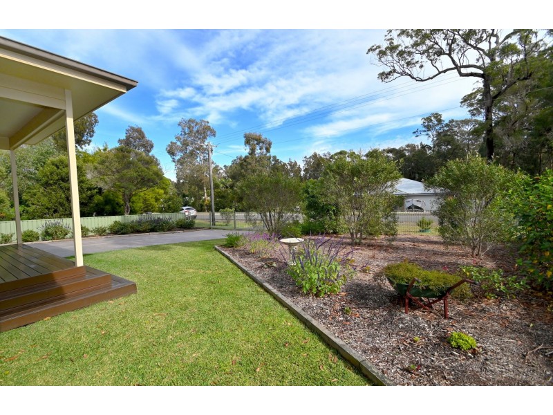 62 Lackersteen Street, Callala Bay NSW 2540