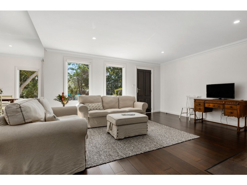1 Caffery Circuit, Callala Beach NSW 2540