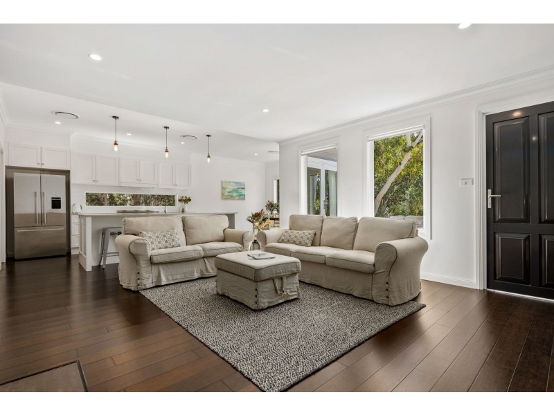 1 Caffery Circuit, Callala Beach NSW 2540