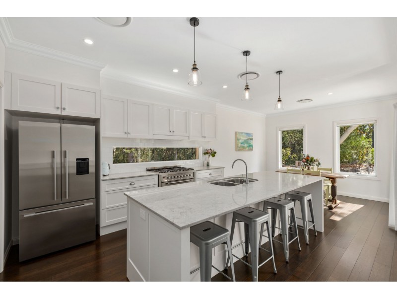 1 Caffery Circuit, Callala Beach NSW 2540