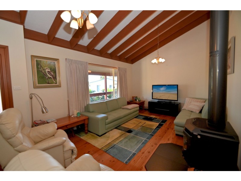 63 Addison Road, Culburra Beach NSW 2540