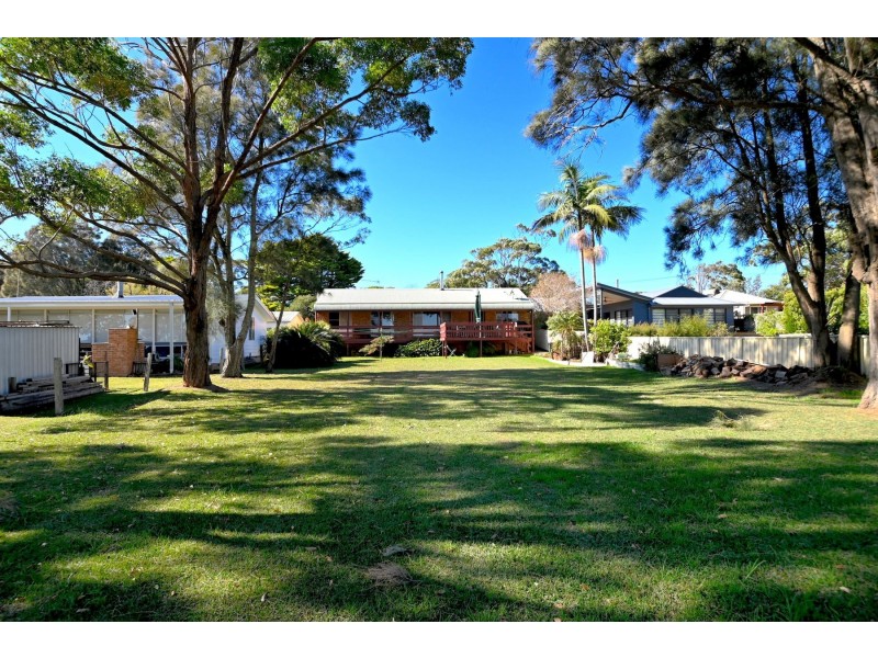 63 Addison Road, Culburra Beach NSW 2540