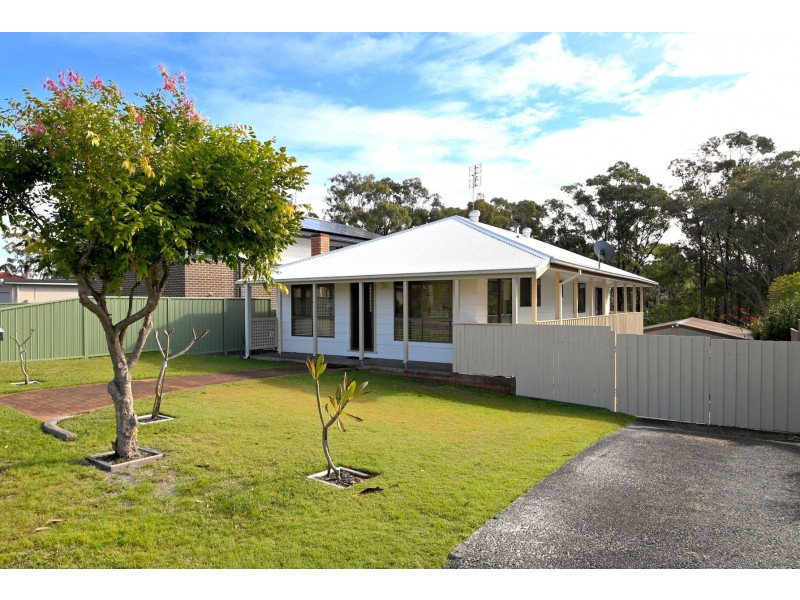 24 Roskell Road, Callala Beach NSW 2540