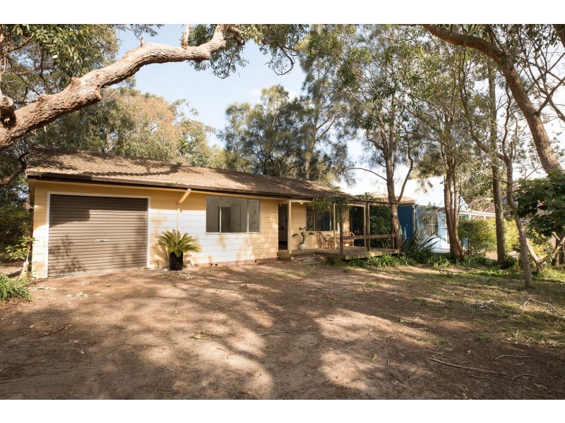 4 Fern Way, Culburra Beach NSW 2540