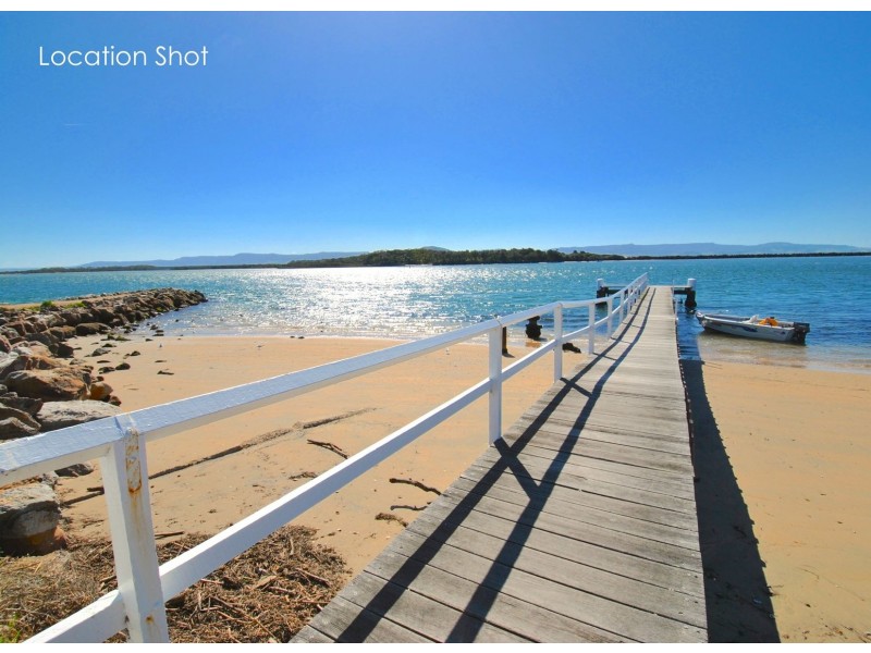 49 Orsova Parade, Orient Point NSW 2540