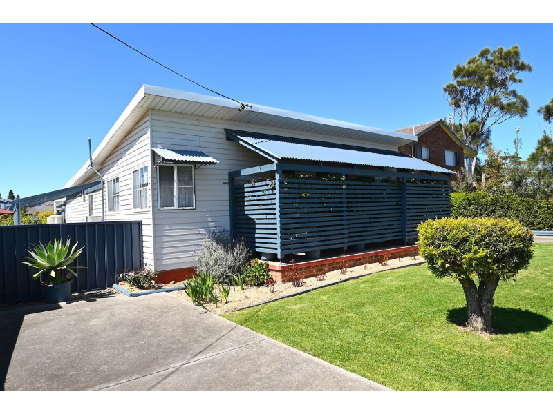 104 Prince Edward Avenue, Culburra Beach NSW 2540