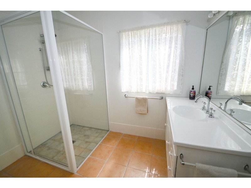 104 Prince Edward Avenue, Culburra Beach NSW 2540