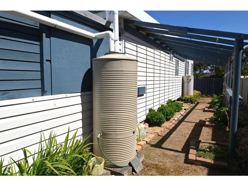 104 Prince Edward Avenue, Culburra Beach NSW 2540