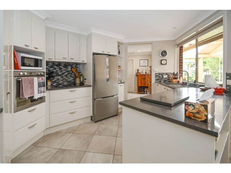 92 Hollingsworth Crescent, Callala Bay NSW 2540