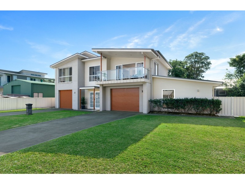93 Watt Street, Callala Bay NSW 2540