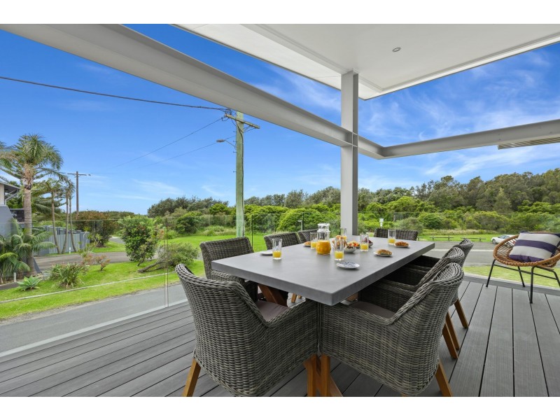188 Marina Lane, Culburra Beach NSW 2540