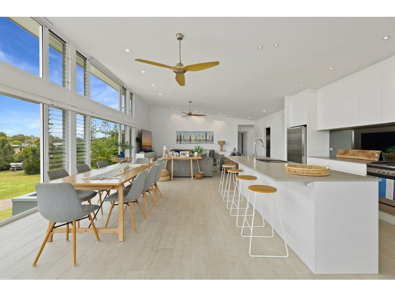188 Marina Lane, Culburra Beach NSW 2540