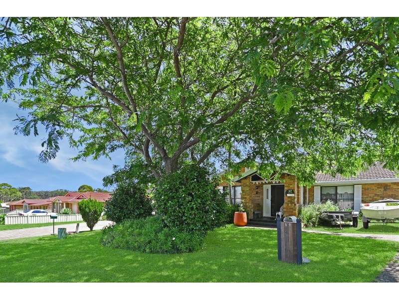 17 Hunter Street, Callala Bay NSW 2540