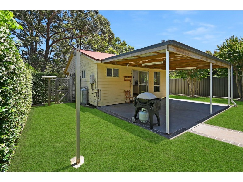 8 Addison Road, Culburra Beach NSW 2540