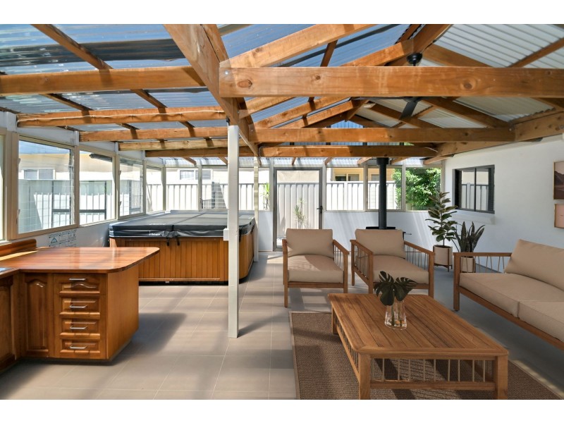 2 Chapman Street, Callala Bay NSW 2540