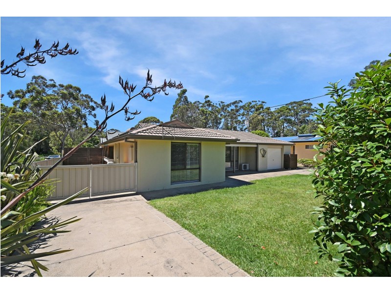 2 Chapman Street, Callala Bay NSW 2540