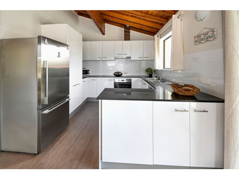 38 Queen Mary Street, Callala Beach NSW 2540