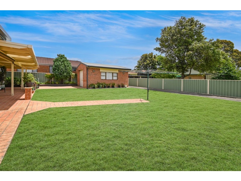 31 Emmett Street, Callala Bay NSW 2540