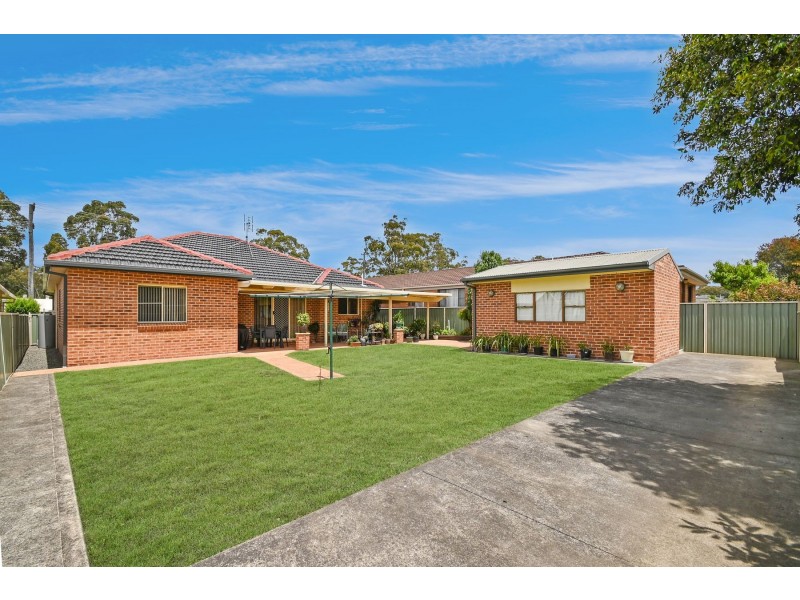 31 Emmett Street, Callala Bay NSW 2540