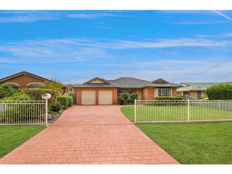 31 Emmett Street, Callala Bay NSW 2540