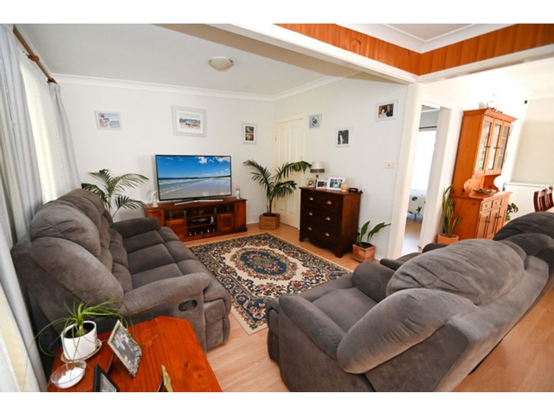 104 Prince Edward Avenue, Culburra Beach NSW 2540