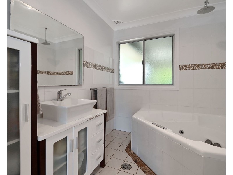 55 Boorawine Terrace, Callala Bay NSW 2540