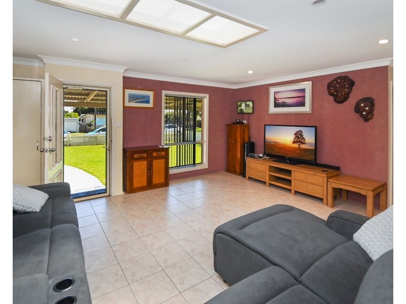 53 Carlton Crescent, Culburra Beach NSW 2540